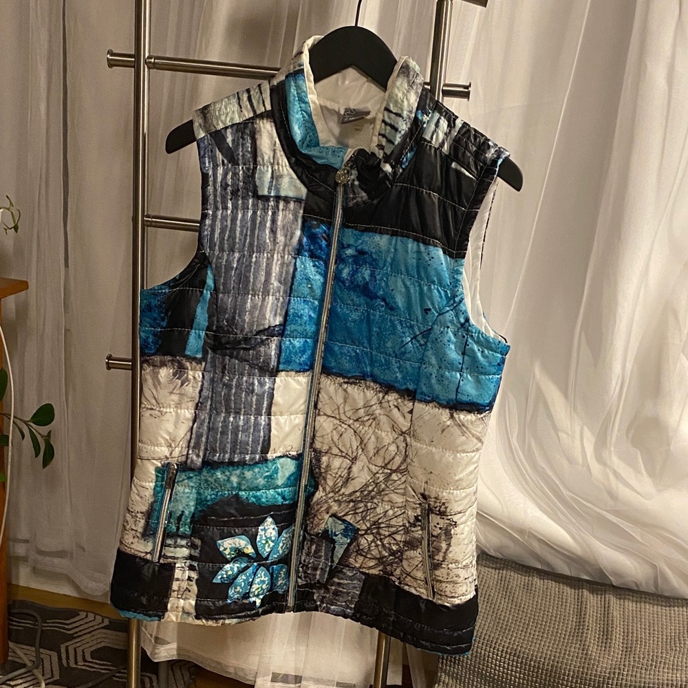 Dolcezza Simply Art Puffer Vest Style 19802